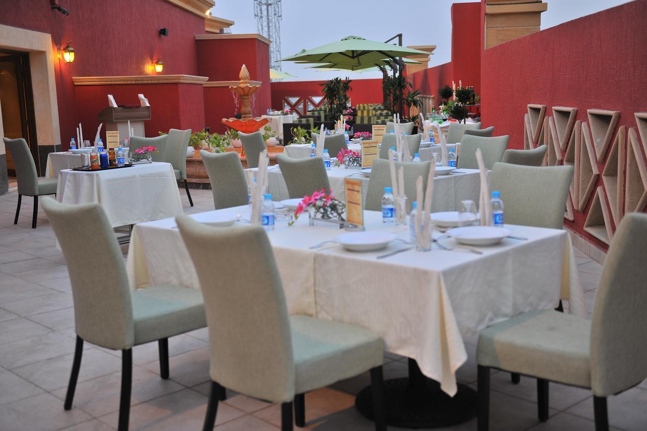 Suite Inn Hotel Riyadh Bagian luar foto