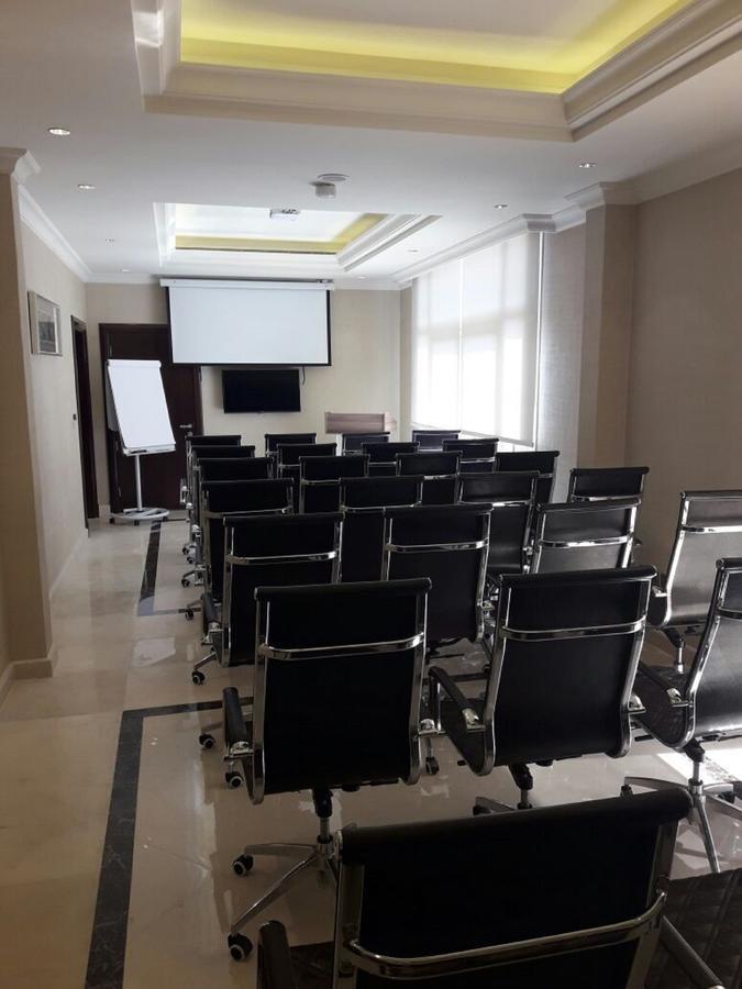 Suite Inn Hotel Riyadh Bagian luar foto